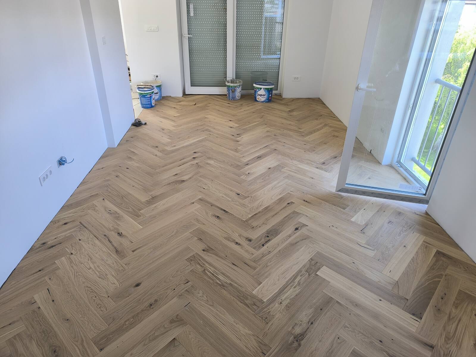 Floor covering · 2025